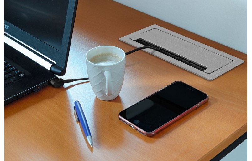 Bureaustopcontact zilver met 3 stopcontacten en 2 USB poorten