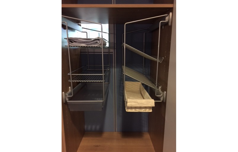 Uittrekbaar opbergrek met 2 niveaus